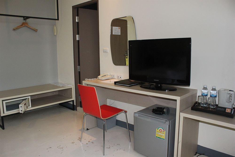 D Varee Xpress Makkasan Hotel Bangkok Zewnętrze zdjęcie